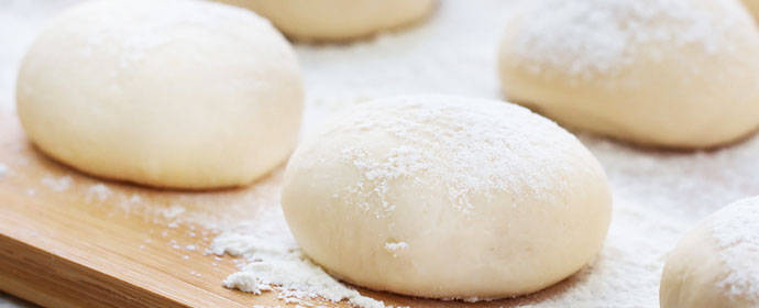 How Long to Let Pizza Dough Rise