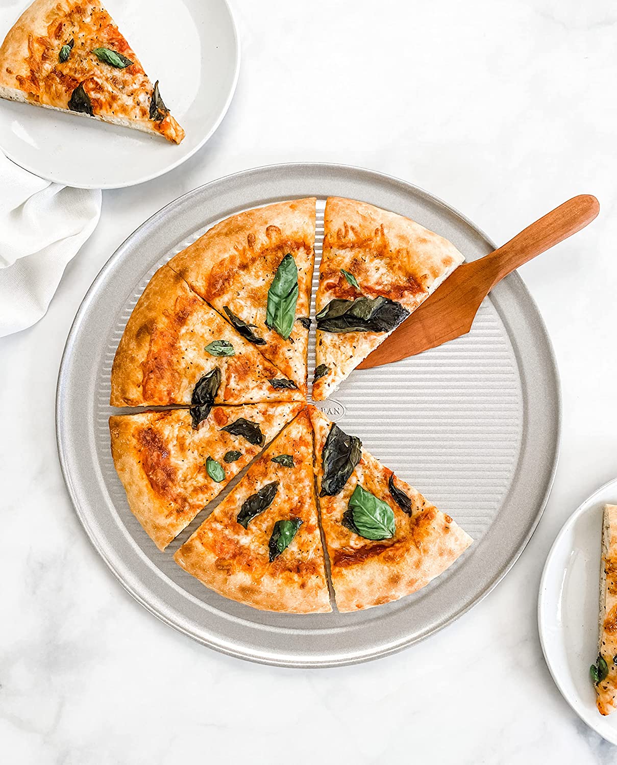 Best Pizza Pan for Crispy Crust [Say Goodbye to Soggy Crusts]