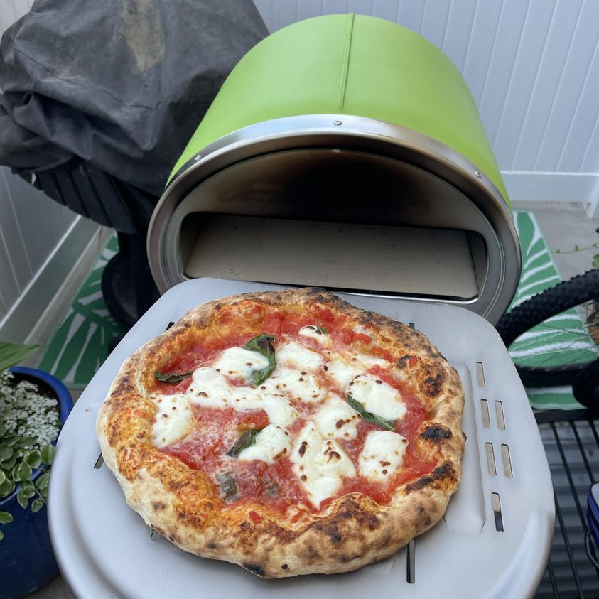 gozney roccbox pizza oven